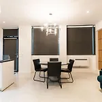 Loft 1 Bedroom Jardin Des Plantes Ac By Lcc Agency * Parigi